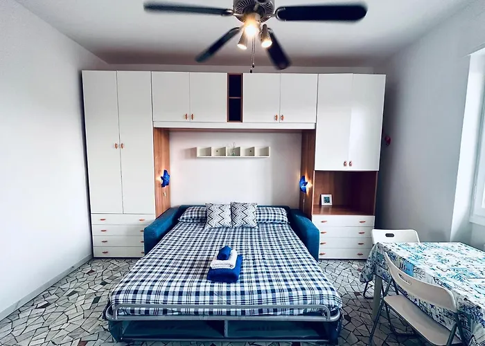 Apartment Blue Mailand
